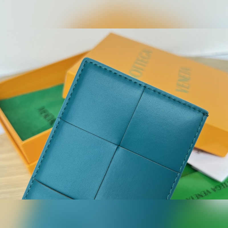 #BV 新款大編格卡包 649597簡簡單單隻放卡的包 沒有任何拉鍊搭扣等裝飾