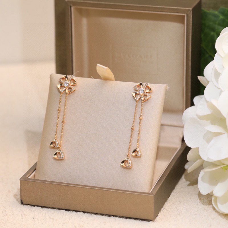 Bvlgari寶格麗 FIOREVER詠綻系列 高端定制火爆專櫃光面小花耳釘 奢