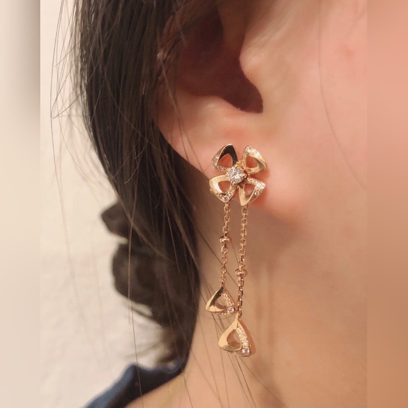 Bvlgari寶格麗 FIOREVER詠綻系列 高端定制火爆專櫃光面小花耳釘 一