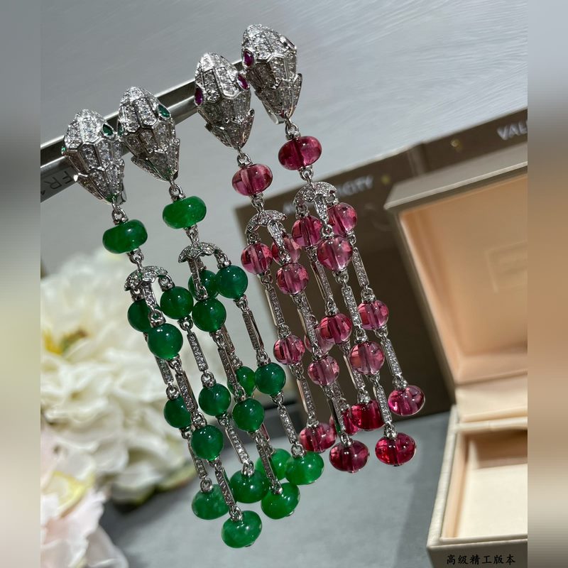 衆(zhòng)網(wǎng)紅佩戴，寶格麗多多蛇流蘇耳環(huán) 衆(zhòng)明星愛戴 打造 時(shí)尚高級(jí)精品 寶格麗奢侈品蛇