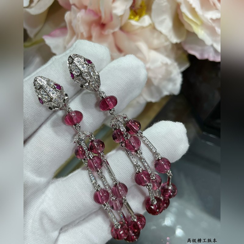 衆(zhòng)網(wǎng)紅佩戴，寶格麗多多蛇流蘇耳環(huán) 衆(zhòng)明星愛戴 打造 時(shí)尚高級(jí)精品 寶格麗奢侈品蛇