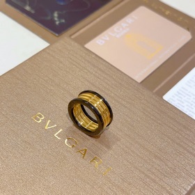 寶格麗戒指V金材質 帶logo。BVLGARI寶格麗 DIVAS‘ DREAM