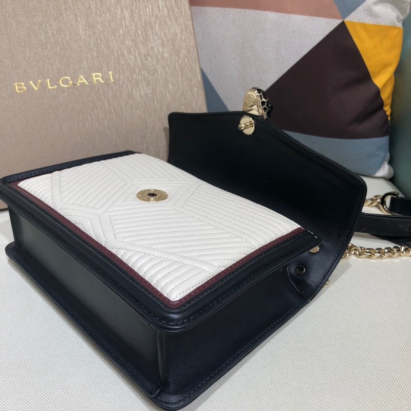 2018專櫃新型蛇頭包 蛇形繡線限定款 寶格麗 Bvlgari Serpenti