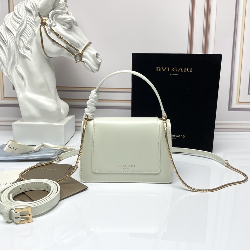 Alexander Wang與Bvlgari寶格麗 合作推出#WangxBvlg