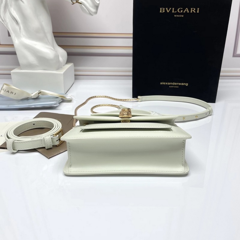 Alexander Wang與Bvlgari寶格麗 合作推出#WangxBvlg