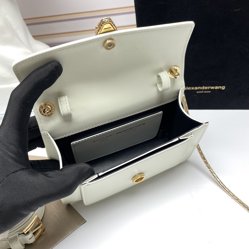 Alexander Wang與Bvlgari寶格麗 合作推出#WangxBvlg