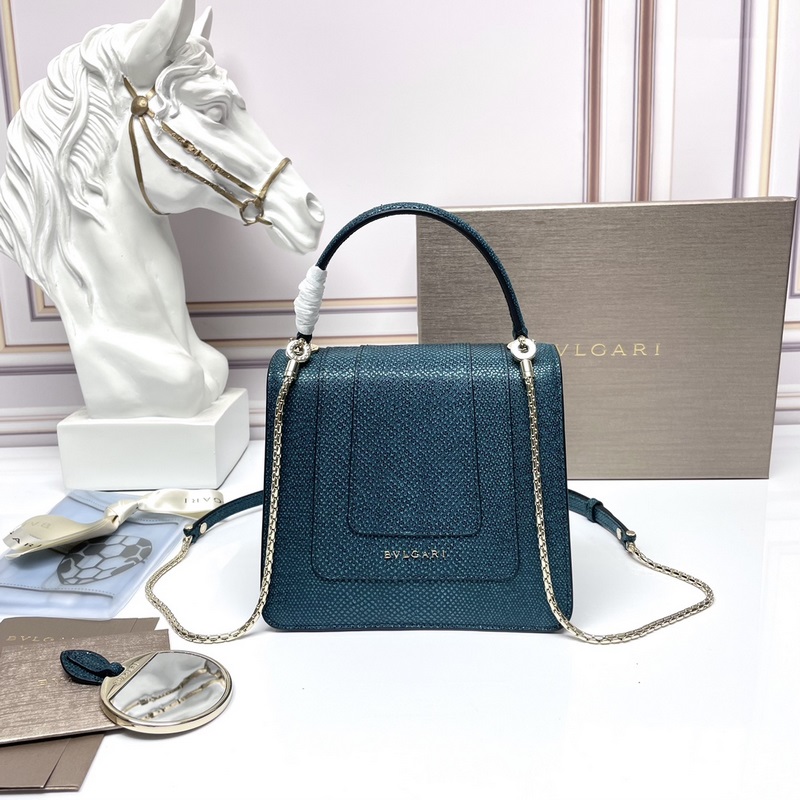 Bvlgari 2019年最新限量款-水蛇皮蛇頭包包首發(fā)上市 這款皮的質(zhì)感非常的