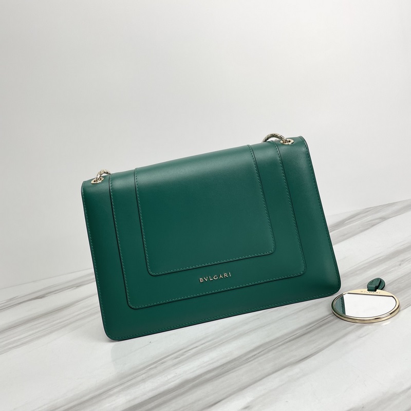 Bvlgar， 升級版牛皮 皮質柔軟細膩 靈感源于自然 賦予都是女性撫媚和時尚之