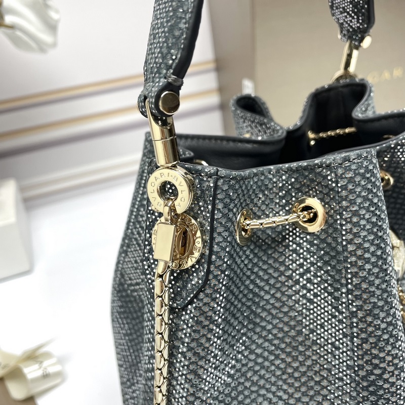 【Bvlgari】寶格麗專櫃新款限量水桶包 蛇皮款，B287614，采用進口蛇皮