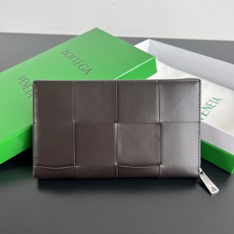 #Bv 男士大編格錢包 649607 經典編織牛皮制成 柔軟舒適 有質感 內部細