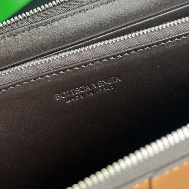 #Bv 男士大編格錢包 649607 經典編織牛皮制成 柔軟舒適 有質感 內部細