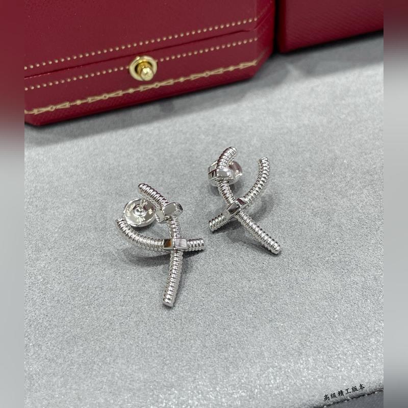 V金鍍咪金 9670210 卡地亞交叉螺絲耳釘，Cartier 經典螺絲設計JU