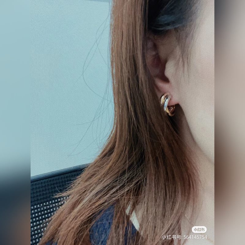 卡地亞新版 圓環 交叉 三色 耳扣 耳環 最經典受歡迎的一款耳釘，永恒經典 近年