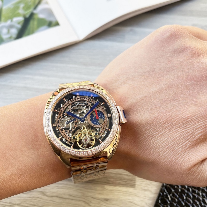 藍氣球系列 震撼上市【最新】：卡地亞 鏤空設計【類型】：精品男士腕錶【錶帶