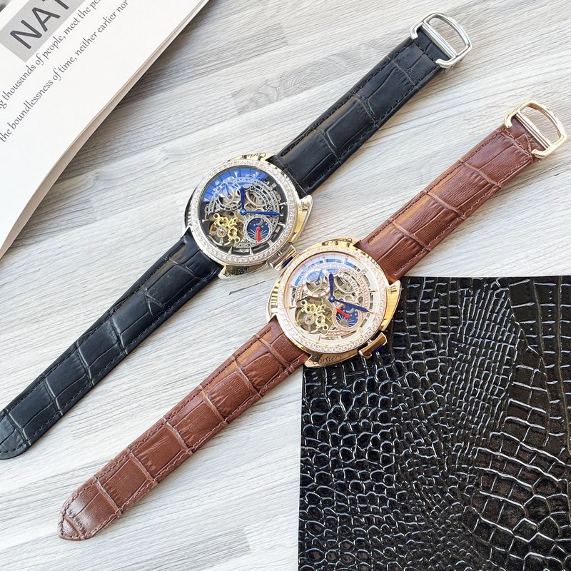 藍氣球系列 震撼上市【最新】：卡地亞 鏤空設計【類型】：精品男士腕錶【錶帶