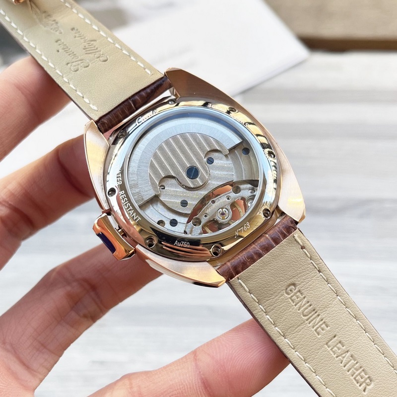 藍氣球系列 震撼上市【最新】：卡地亞 鏤空設計【類型】：精品男士腕錶【錶帶