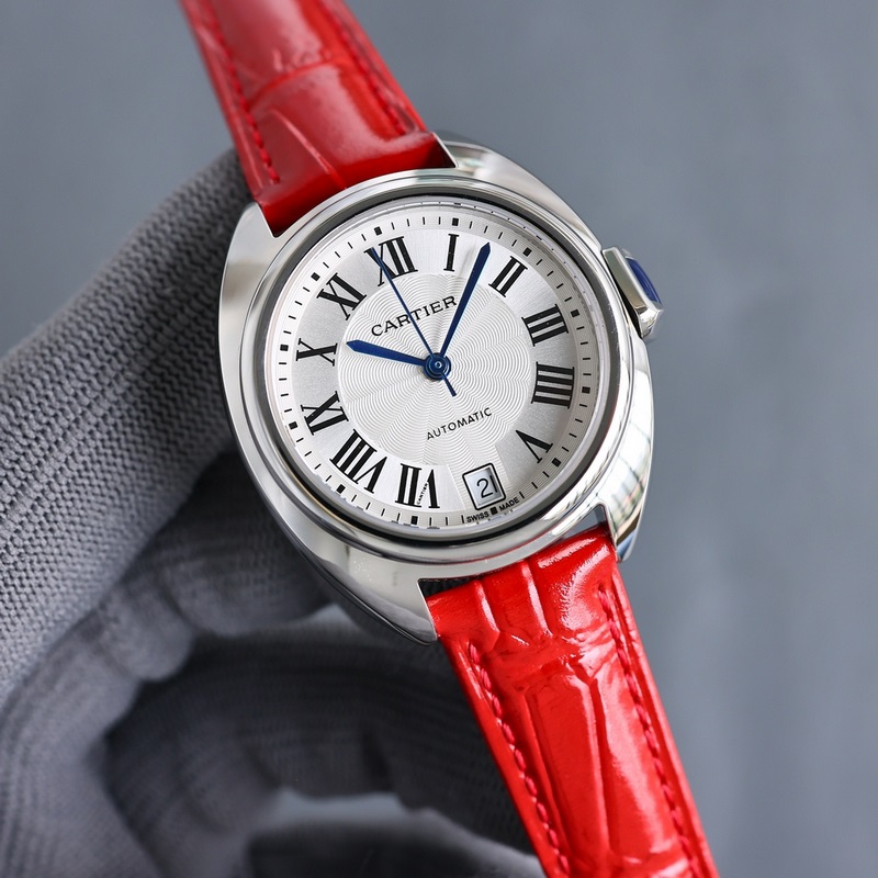 女款_卡地亞鑰匙系列 女款31mm、35mm，鑰匙腕錶保留了卡地亞的經(jīng)典設(shè)計(jì)：阿拉伯?dāng)?shù)