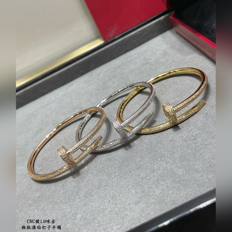 V金鍍咪金，16-17碼  ，18-19碼 。DB原版字印 CNC版本卡地亞粗版