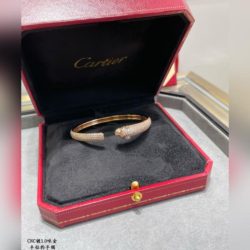 （主題：新年暴富） V金鍍咪金 7670510 CNC手鑲鑽卡地亞細版半鑽豹子手