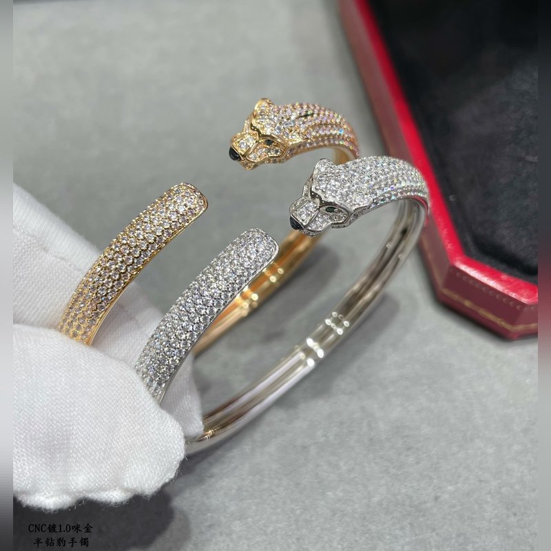 （主題：新年暴富） V金鍍咪金 7670510 CNC手鑲鑽卡地亞細版半鑽豹子手