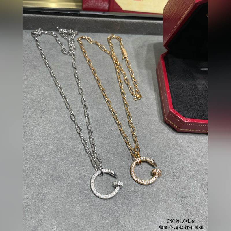 V金鍍咪金   CNC對版。你家老公（易烊千璽）同款 卡地亞粗鍊條滿鑽釘子項鍊