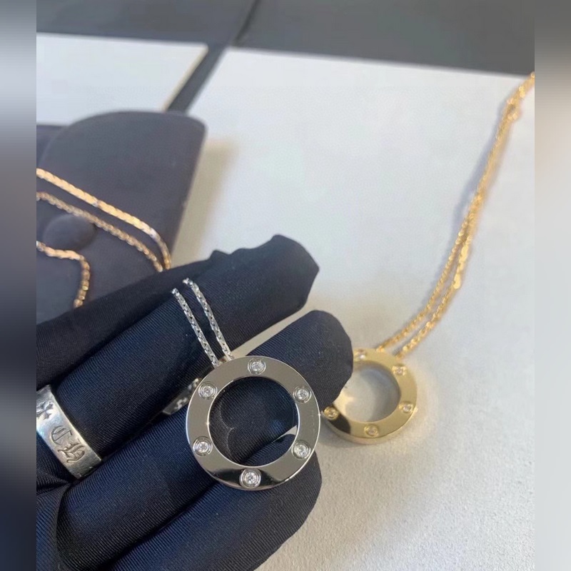 卡地亞六鑽大餅項鍊，cnc版本love系列大餅項鍊 很好搭配衣服，超級大氣的款