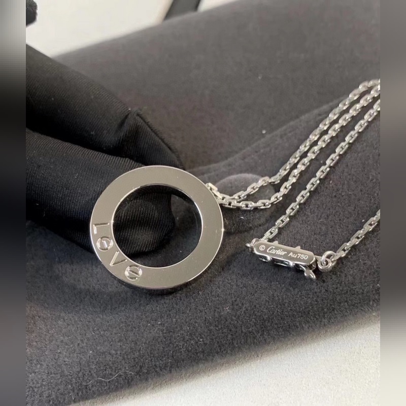 卡地亞六鑽大餅項鍊，cnc版本love系列大餅項鍊 很好搭配衣服，超級大氣的款