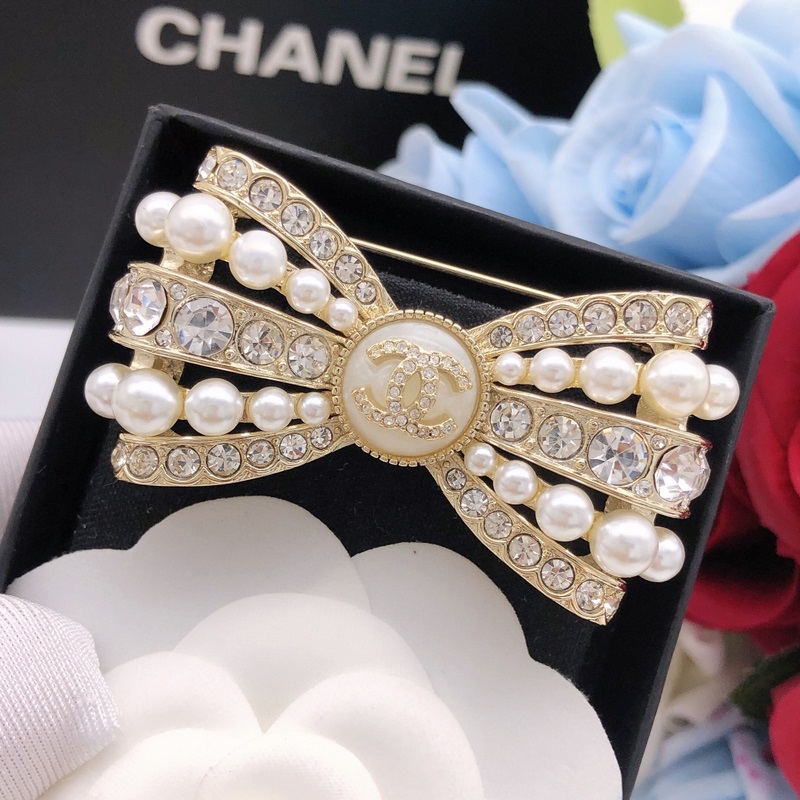 香奈兒 珍珠鑲鑽 雙C胸針 原版複刻 專櫃一比一黃銅材質金屬 水晶 蝴蝶結