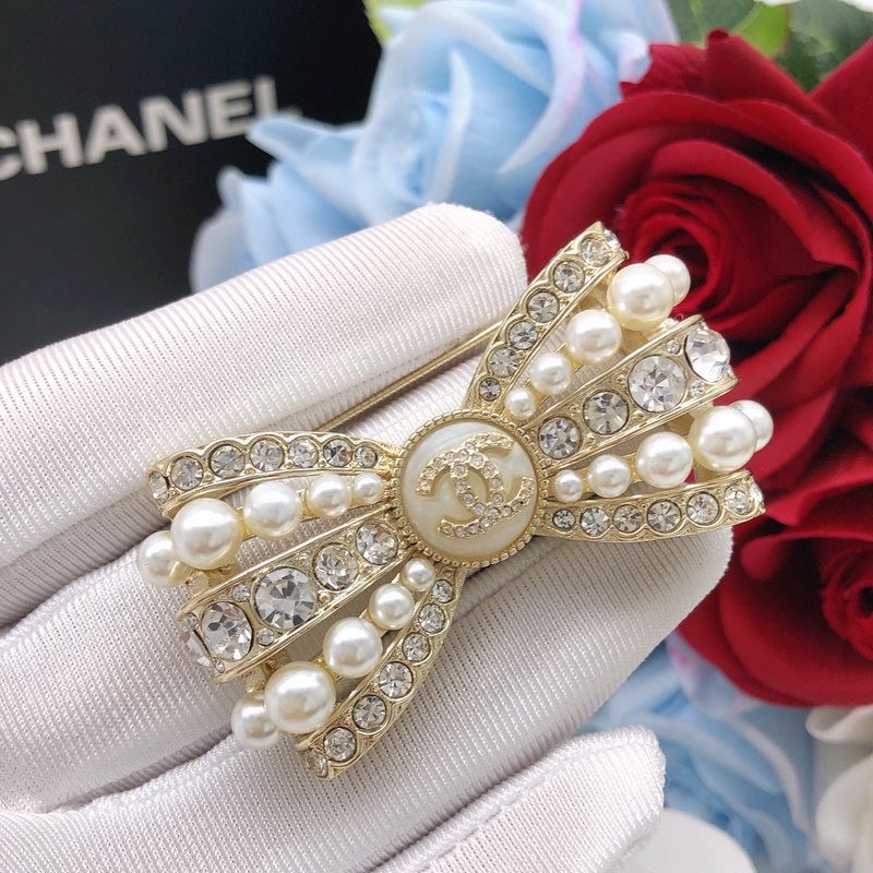 香奈兒 珍珠鑲鑽 雙C胸針 原版複刻 專櫃一比一黃銅材質金屬 水晶 蝴蝶結