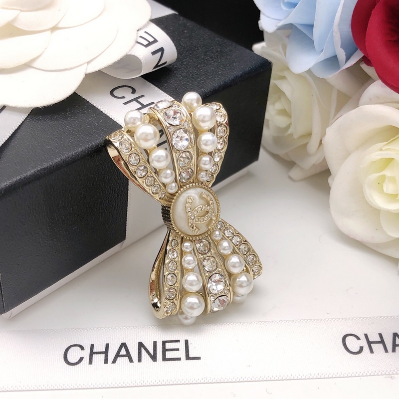 香奈兒 珍珠鑲鑽 雙C胸針 原版複刻 專櫃一比一黃銅材質金屬 水晶 蝴蝶結