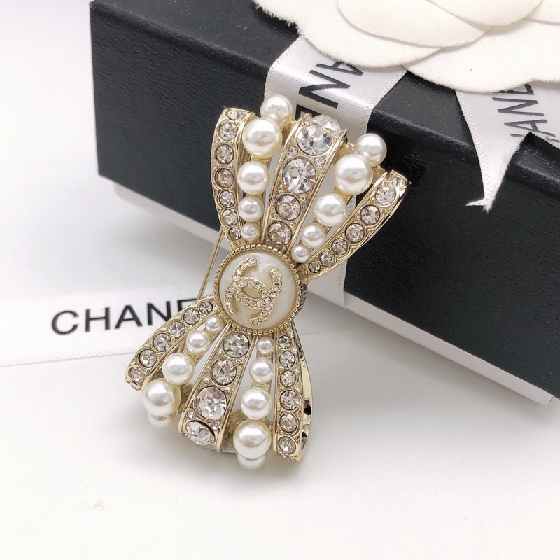 香奈兒 珍珠鑲鑽 雙C胸針 原版複刻 專櫃一比一黃銅材質金屬 水晶 蝴蝶結