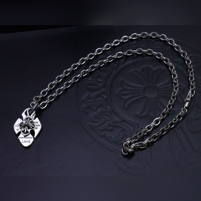 克羅心字母鍊 暗 ［字母暴動］  原版蝕刻字母鍊｜純手工鐫刻末日密語  哥特鑲