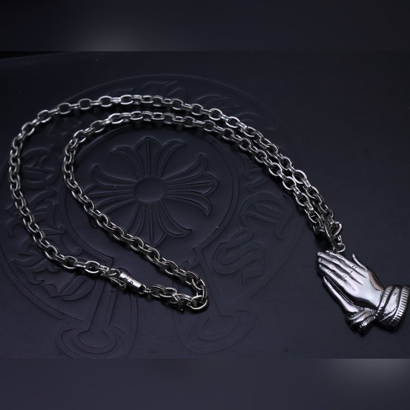 克羅心字母鍊 暗 ［字母暴動］  原版蝕刻字母鍊｜純手工鐫刻末日密語  哥特鑲