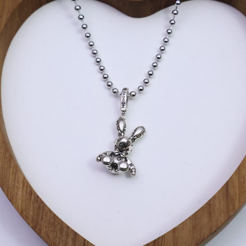 ［2025暗黑狼頭］克羅心珍珠鍊 溫柔要帶棱角 奢華要夠不羈 「珍珠與銀的末