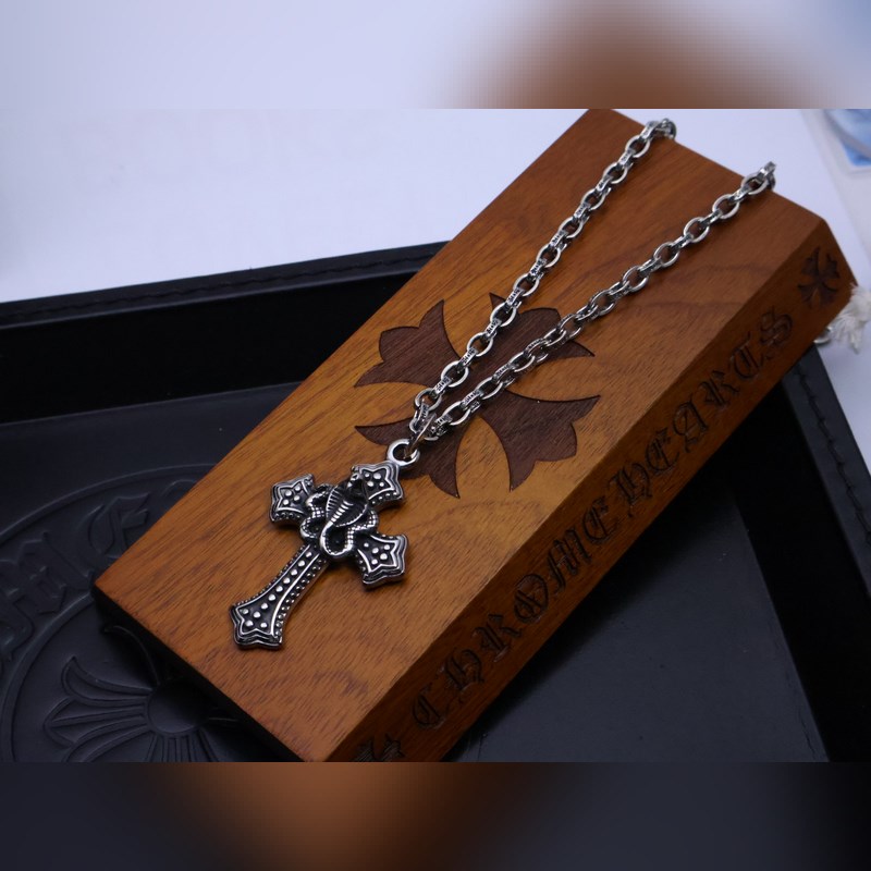 克羅心字母鍊 暗 ［字母暴動］  原版蝕刻字母鍊｜純手工鐫刻末日密語  哥特鑲