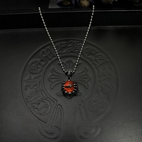 ［2025暗夜極光］克羅心珍珠鍊 溫柔要帶棱角 奢華要夠不羈 「珍珠與銀的末