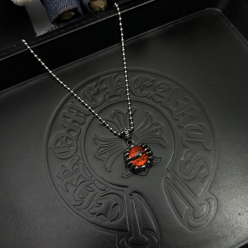 ［2025暗夜極光］克羅心珍珠鍊 溫柔要帶棱角 奢華要夠不羈 「珍珠與銀的末