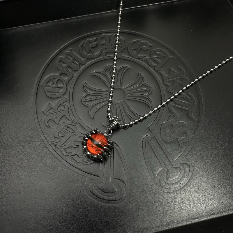 ［2025暗夜極光］克羅心珍珠鍊 溫柔要帶棱角 奢華要夠不羈 「珍珠與銀的末