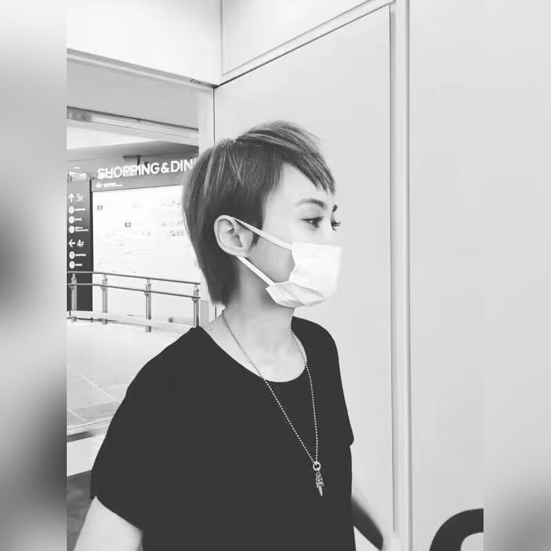 高版本克羅心小號(hào)單環(huán)寶劍吊墜配圓珠鍊，可搭配其他項(xiàng)鍊