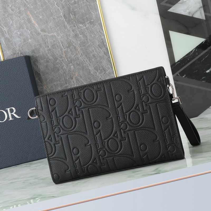 A5 三角形手拿包黑色 Dior Gravity印花效果皮革￥11，500編