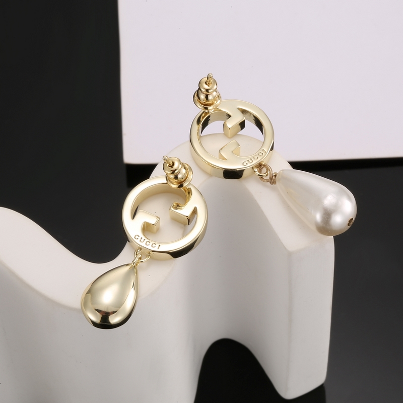 Gucci 古馳 不對稱耳釘 高端 打造 美到哭，因為是限量版，你根本無法在店內