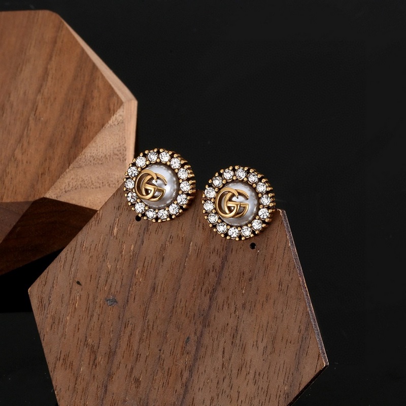 有種美叫GUCCI古馳 雙G耳釘 專櫃材質 你最酷的選擇，我們采用德國進口材質一
