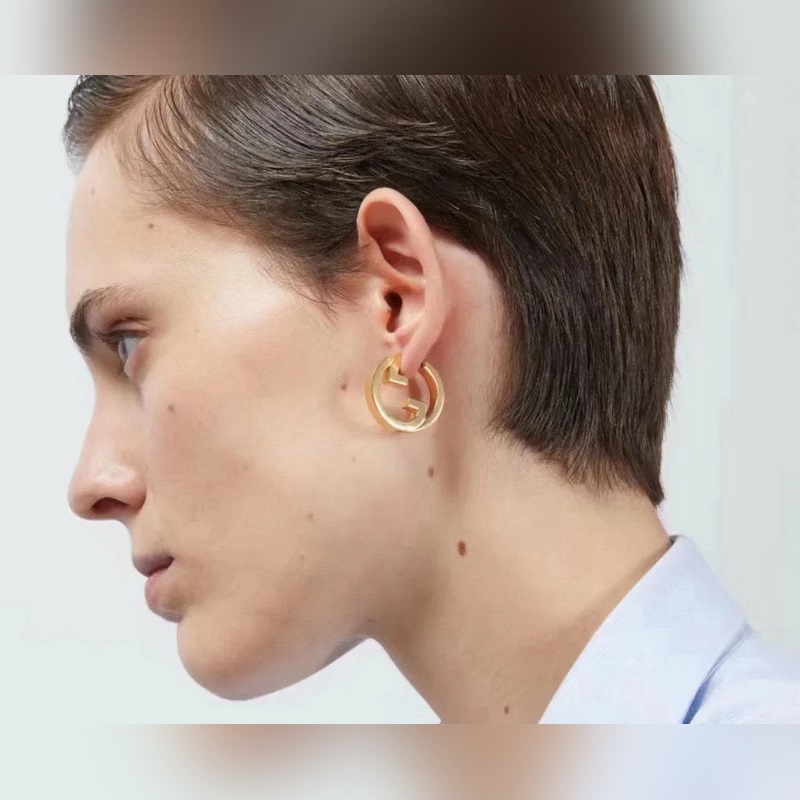 Gucci 古馳 耳釘 高端 打造 美到哭，因為是限量版，你根本無法在店內看到現