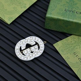 Gucci 雙G發夾 字母一字夾時髦少女必Pick的大牌發夾發飾貴族少女，名媛
