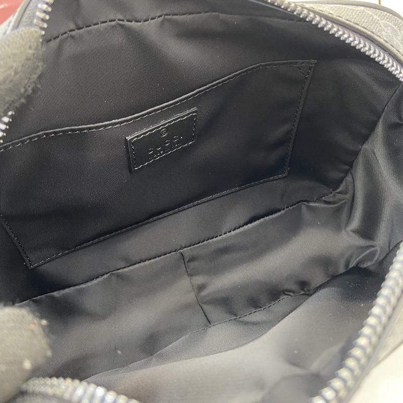 【新品】 全新GG Emblem系列煥新詮釋品牌的雋永優雅風範和精湛工藝。這款洗