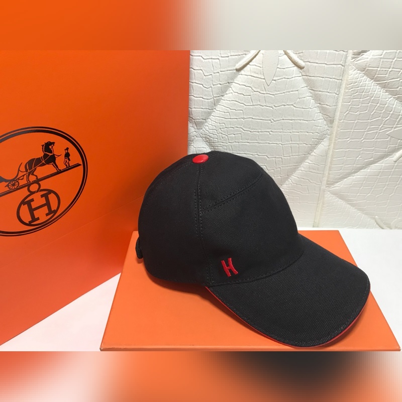 愛馬仕出貨 帆布面料，手感質(zhì)量非常不錯(cuò)，大牌範(fàn)十足，時(shí)尚百搭上身效果非常好，專櫃