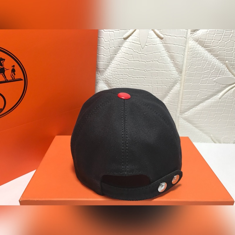 愛馬仕出貨 帆布面料，手感質(zhì)量非常不錯(cuò)，大牌範(fàn)十足，時(shí)尚百搭上身效果非常好，專櫃