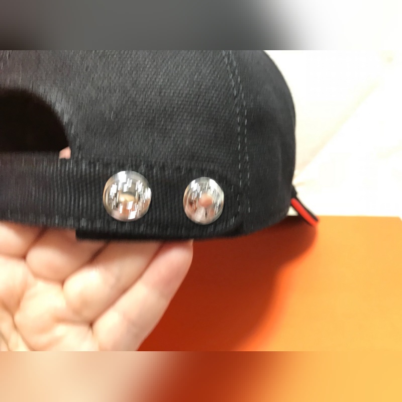 愛馬仕出貨 帆布面料，手感質(zhì)量非常不錯(cuò)，大牌範(fàn)十足，時(shí)尚百搭上身效果非常好，專櫃