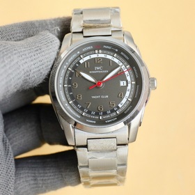 品牌：萬國（三針新品，商務休閑）奢華大氣類型：精緻男士腕錶（新品）錶帶：真牛皮錶