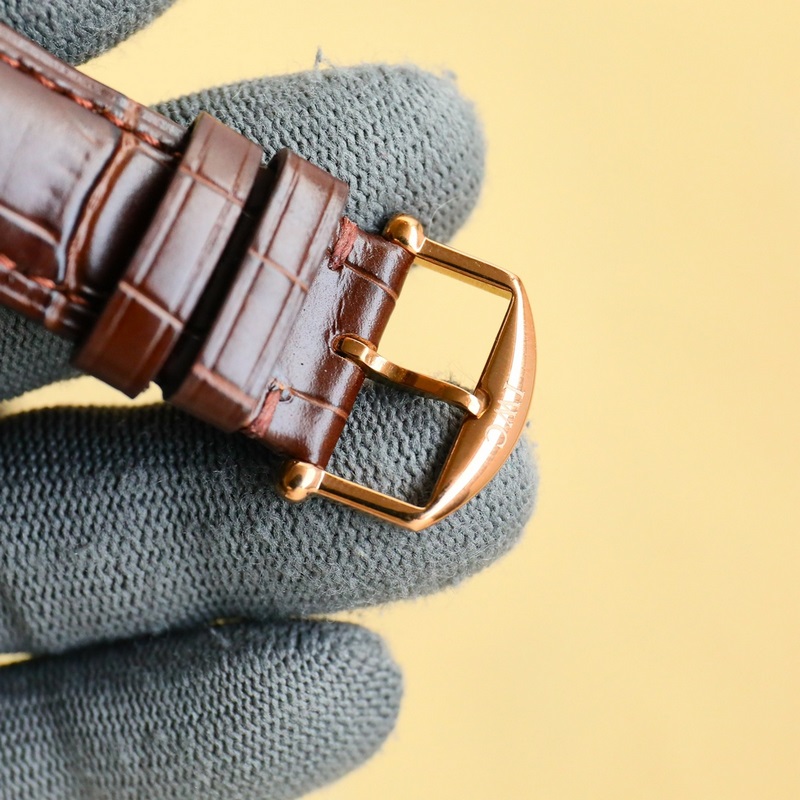 2025最新IWC萬國首推柏濤菲諾系列，指針式日曆功能，萬國月相系列.男士腕錶，